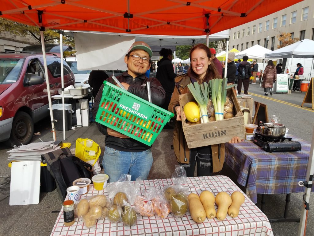 Food Recovery in action: Market managers collecting food for the Fresh Food Drive 